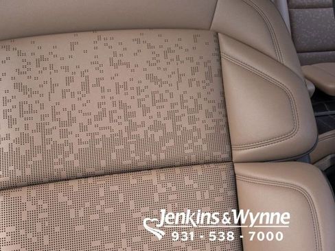 New 2026 Lincoln Navigator Black Label AWD/4WD image 16