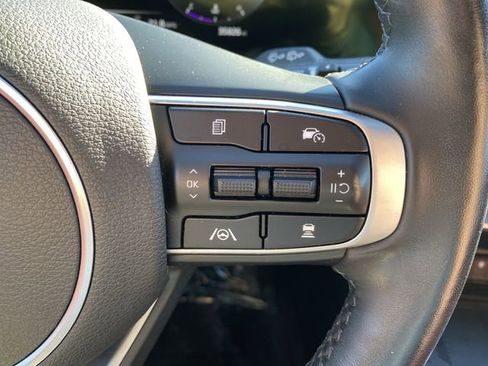 Certified 2023 Kia Sportage SX image 33