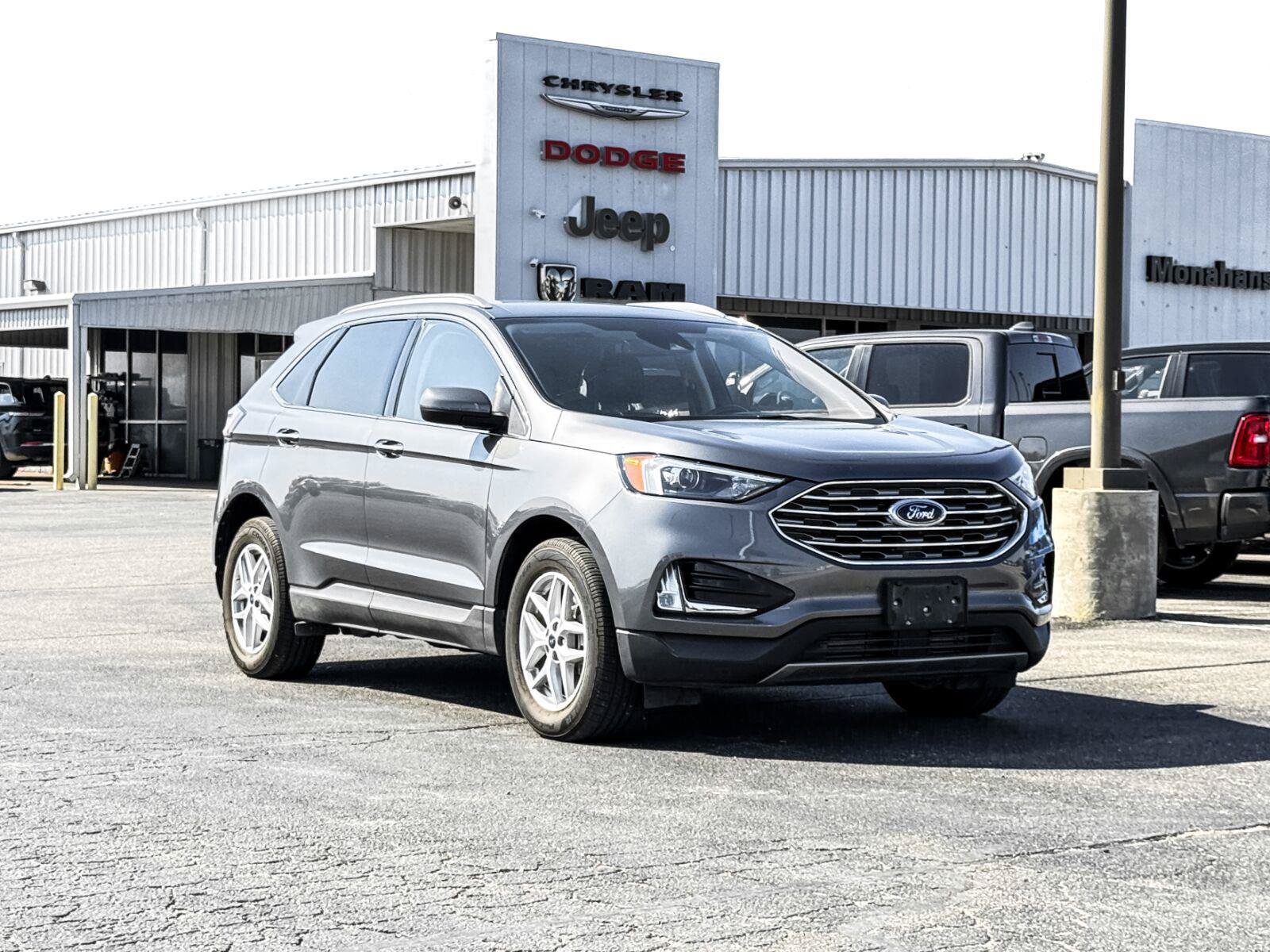 Used 2022 Ford Edge SEL w/ Convenience Package AWD/4WD image 6