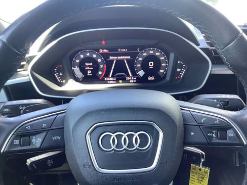 Used 2022 Audi Q3 2.0T Premium AWD/4WD image 16
