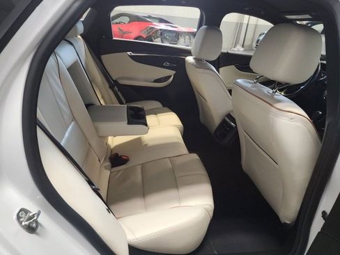 Used 2017 Chevrolet Impala Premier w/ Enhanced Convenience Package image 15