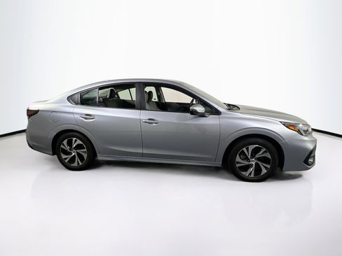 Used 2024 Subaru Legacy Premium image 4