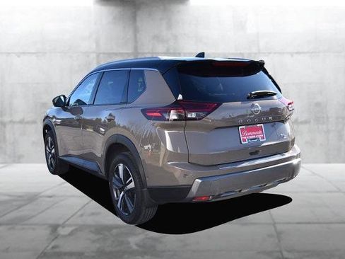 Certified 2024 Nissan Rogue SL w/ SL Premium Package image 7