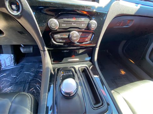 Used 2023 Chrysler 300 S RWD image 27