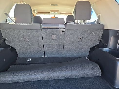 Used 2017 Toyota 4Runner SR5 image 41