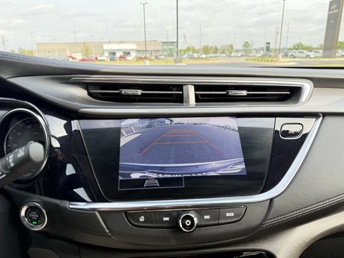 Used 2023 Buick Encore GX Preferred w/ Cold Weather Comfort Package FWD image 16