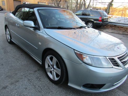 Used 2011 Saab 9-3 Turbo4 image 23