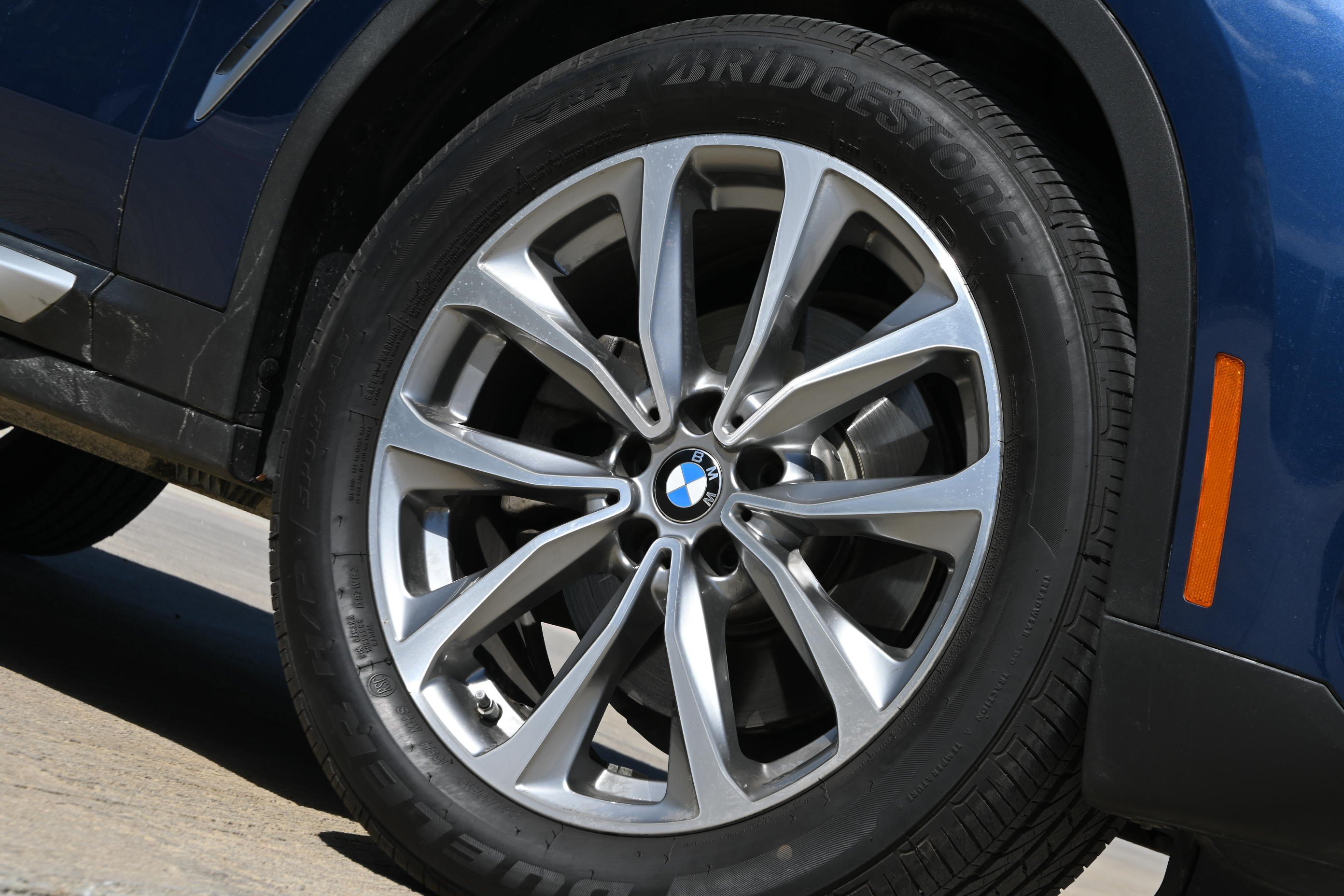 Used 2019 BMW X3 xDrive30i w/ Driving Assistance Package AWD/4WD image 11
