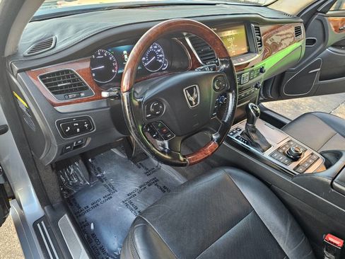 Used 2016 Hyundai Equus Signature image 20