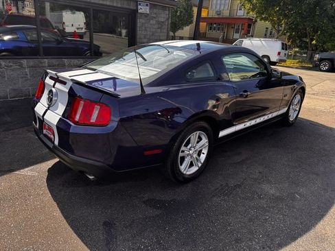 Used 2011 Ford Mustang Coupe w/ 101A Rapid Spec Order Code RWD image 6