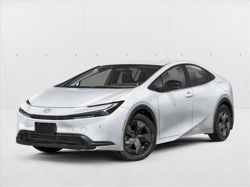 Used 2025 Toyota Prius LE FWD image 1