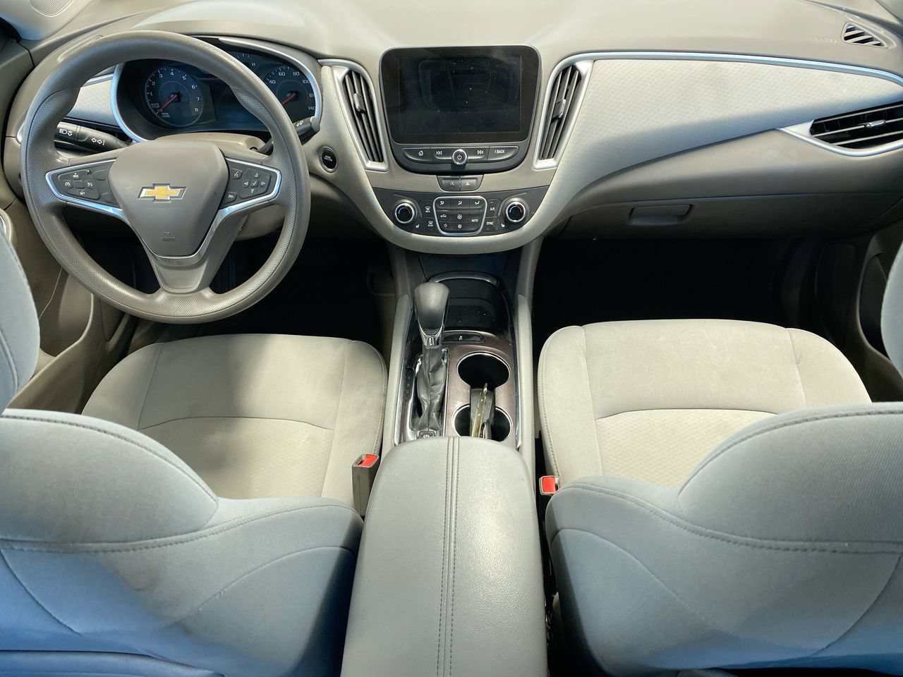 Used 2022 Chevrolet Malibu LT FWD image 31