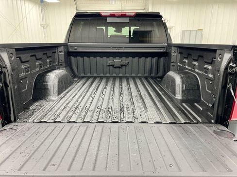 New 2026 Chevrolet Silverado 1500 High Country w/ Technology Package AWD/4WD image 25