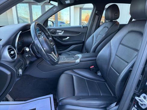 Used 2022 Mercedes-Benz GLC 300 4MATIC image 30