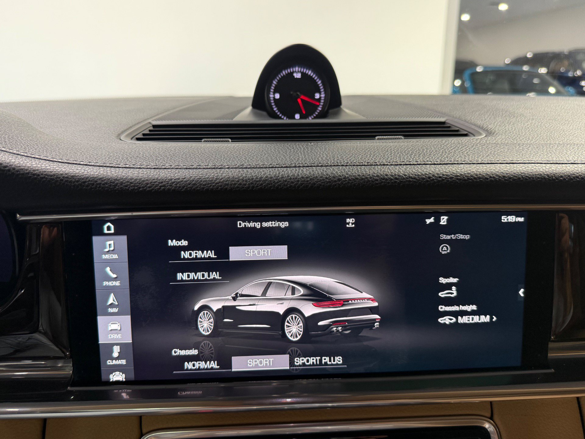 Used 2017 Porsche Panamera 4S AWD/4WD image 37
