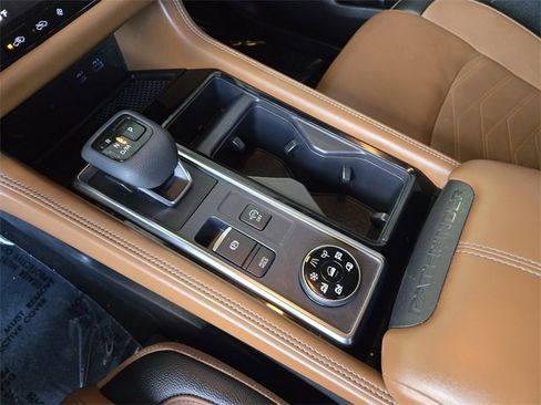 Used 2023 Nissan Pathfinder Platinum w/ Cargo Package image 19