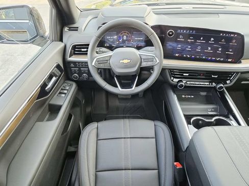 New 2026 Chevrolet Tahoe High Country w/ Sun And Tow Package AWD/4WD image 8