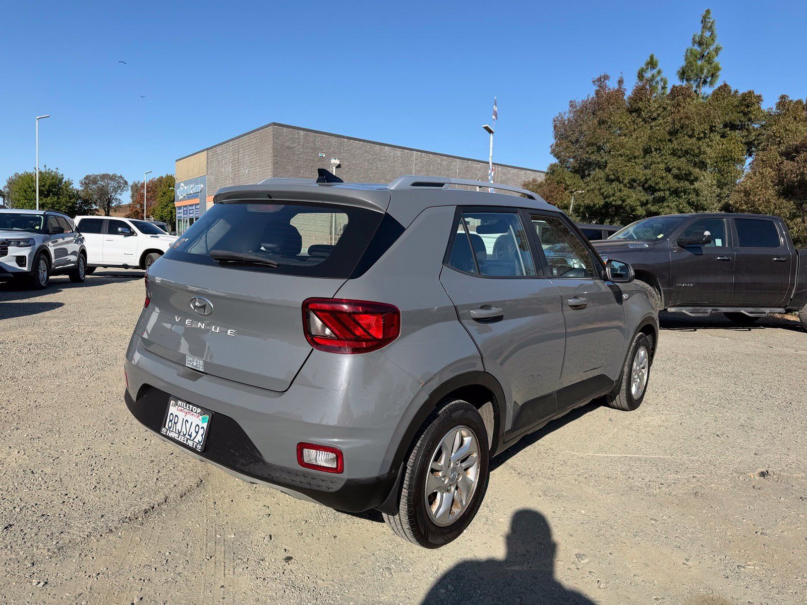 Used 2020 Hyundai Venue SEL FWD image 5