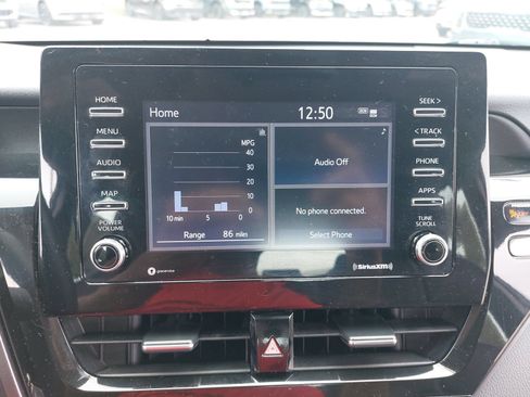 Used 2022 Toyota Camry SE FWD image 22