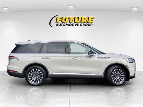 Certified 2022 Lincoln Aviator Reserve image 4