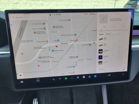 Used 2022 Tesla Model X Plaid AWD/4WD image 8