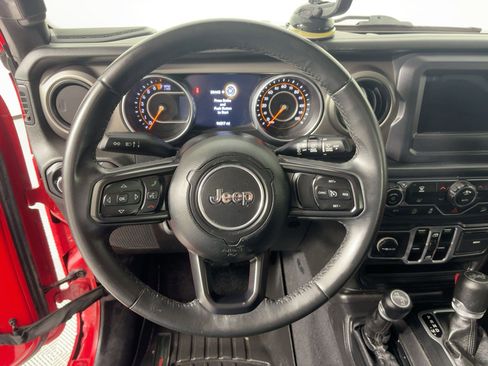 Used 2018 Jeep Wrangler Unlimited Sport S image 21