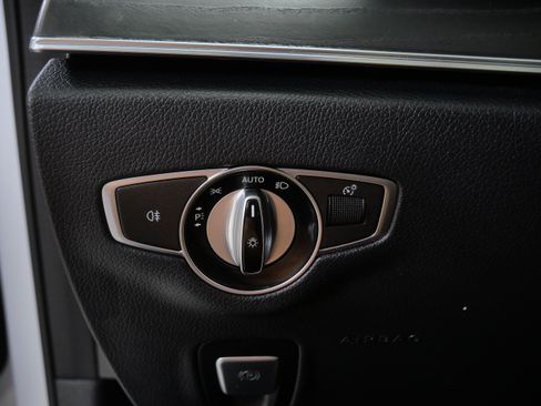 Used 2020 Mercedes-Benz E 350 4MATIC Sedan image 25