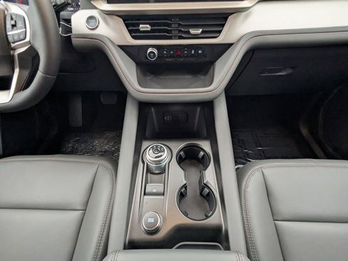 New 2026 Ford Explorer Active w/ Active Comfort Package image 20