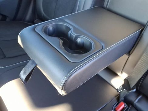 New 2026 Jeep Grand Cherokee Altitude image 34