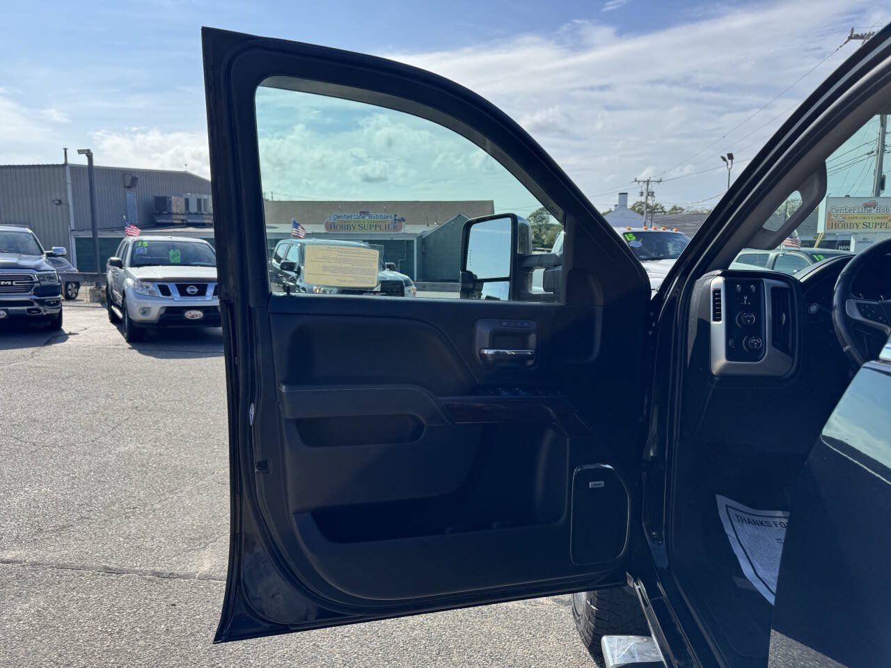 Used 2019 GMC Sierra 2500 SLT w/ Duramax Plus Package AWD/4WD image 22