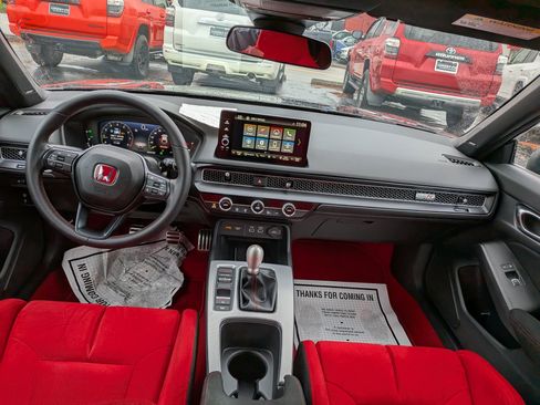 Used 2023 Honda Civic Type R image 16
