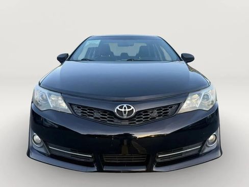 Used 2013 Toyota Camry SE w/ Leather Pkg FWD image 14