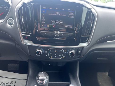 Used 2020 Chevrolet Traverse LS FWD image 15