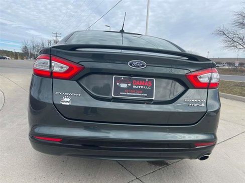 Used 2016 Ford Fusion Titanium image 17