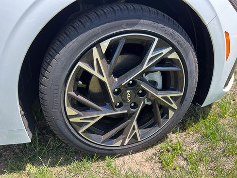 Used 2025 Kia K5 GT-Line w/ GT-Line Premium Package FWD image 8