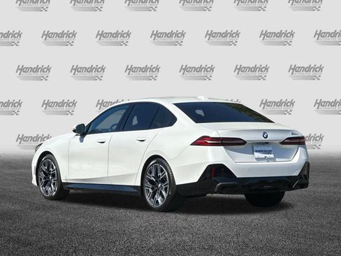 Used 2026 BMW 530i w/ M Sport Package RWD image 7
