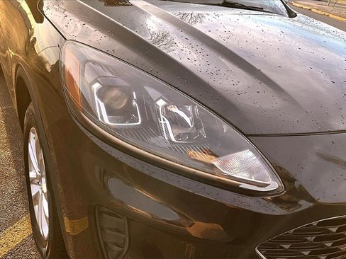 Used 2021 Ford Escape SE w/ Convenience Package image 29