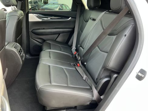 Used 2023 Cadillac XT5 Premium Luxury AWD/4WD image 19