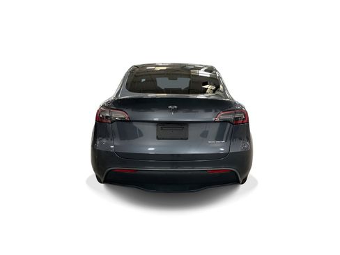 Certified 2023 Tesla Model Y Long Range AWD/4WD image 5