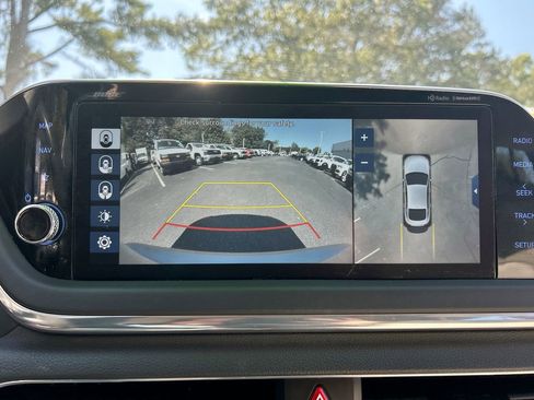 Used 2020 Hyundai Sonata Limited image 17