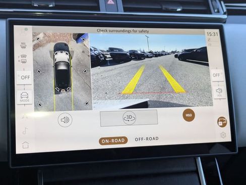 New 2026 Land Rover Range Rover Velar Dynamic SE image 10