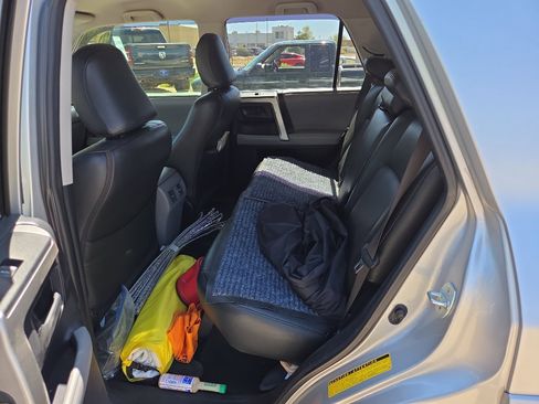 Used 2013 Toyota 4Runner SR5 image 14