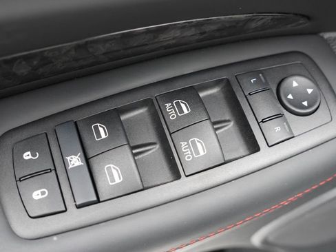 Certified 2024 Dodge Durango R/T image 28