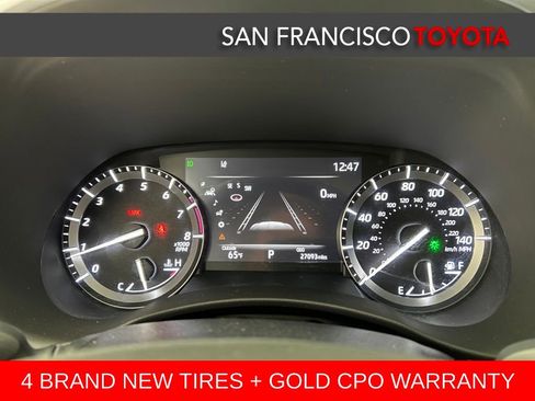 Certified 2021 Toyota Highlander XLE AWD/4WD image 34