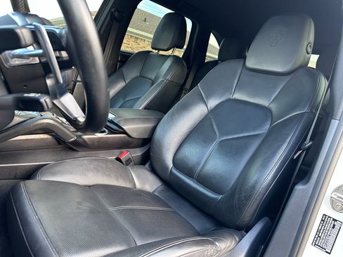 Used 2016 Porsche Cayenne image 11