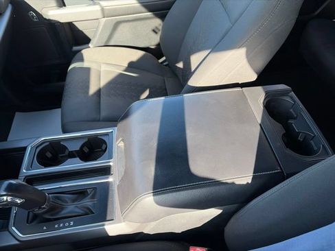 Used 2019 Ford F150 XLT w/ Equipment Group 302A Luxury AWD/4WD image 19