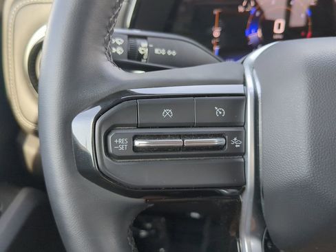 Used 2023 Chevrolet Colorado LT w/ LT Convenience Package image 29