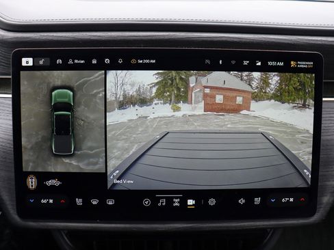 Used 2022 Rivian R1T Adventure image 37