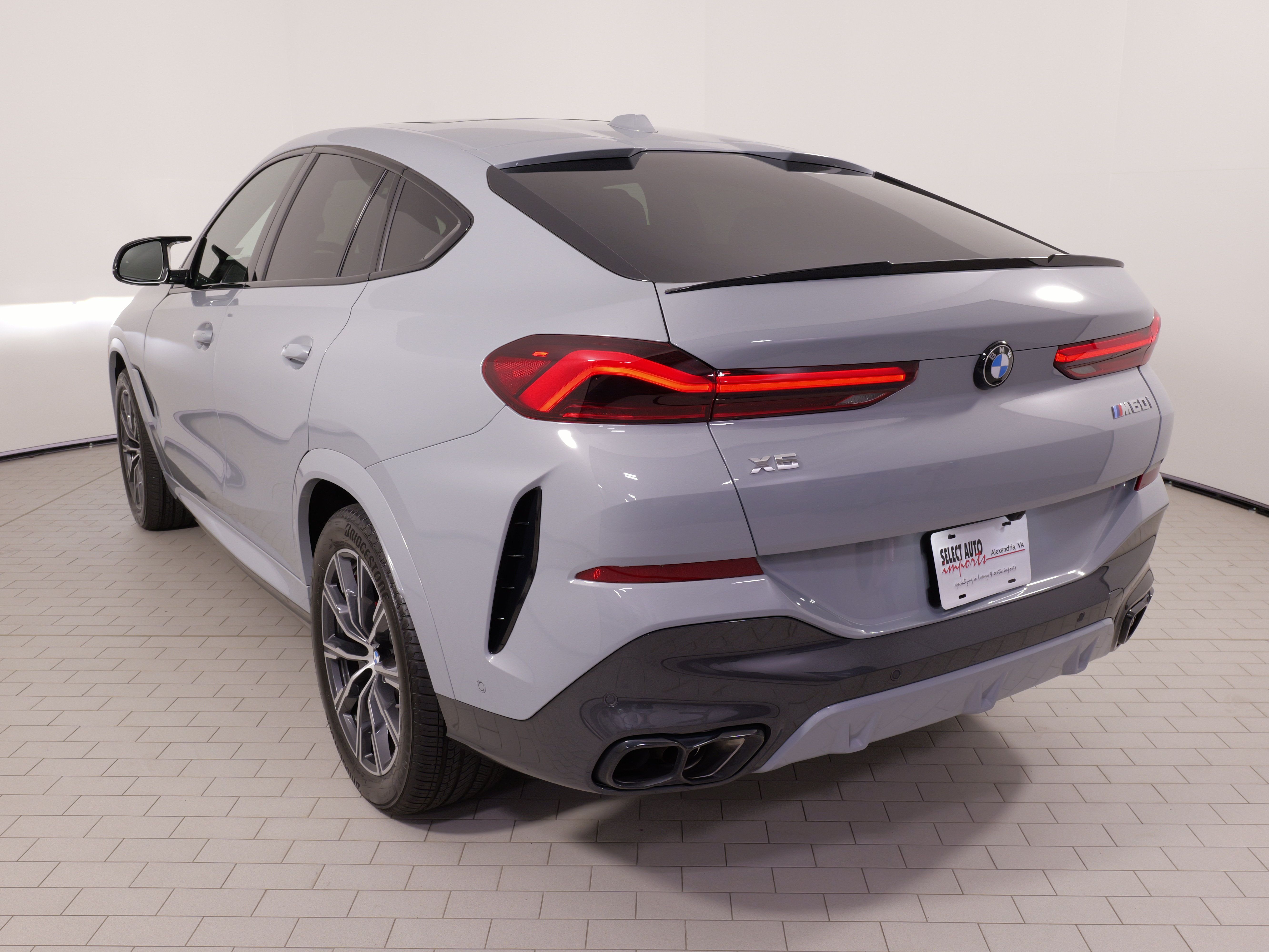 Used 2026 BMW X6 M60i w/ Executive Package AWD/4WD image 15