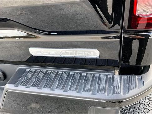 Used 2024 GMC Sierra 1500 Elevation w/ LPO, Elevation Black Package image 25